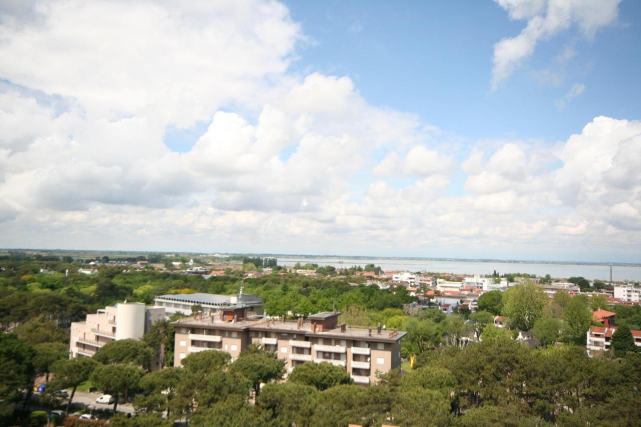 Ba- La Torre - Sea View - Apartment Lignano Sabbiadoro Ngoại thất bức ảnh